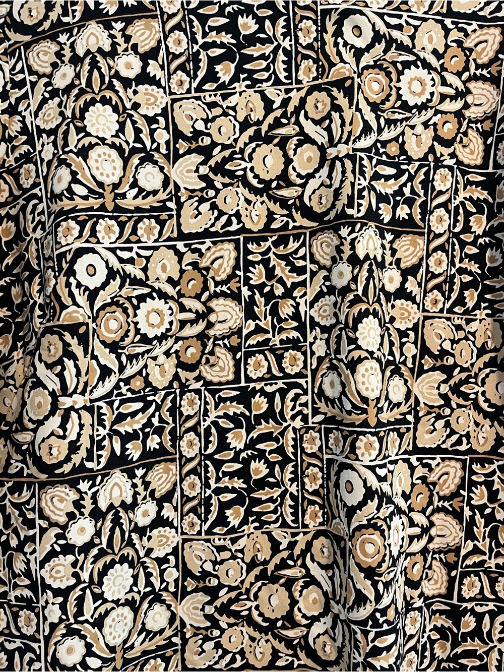J. McLaughlin Black and Cream Tile-Print Long Sleeve Shift Dress - Picture 2 of 4